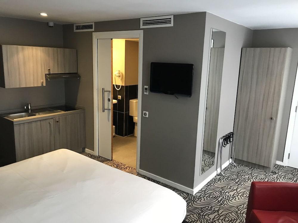 Best Western Paris Porte De Versailles Issy-les-Moulineaux Exterior foto